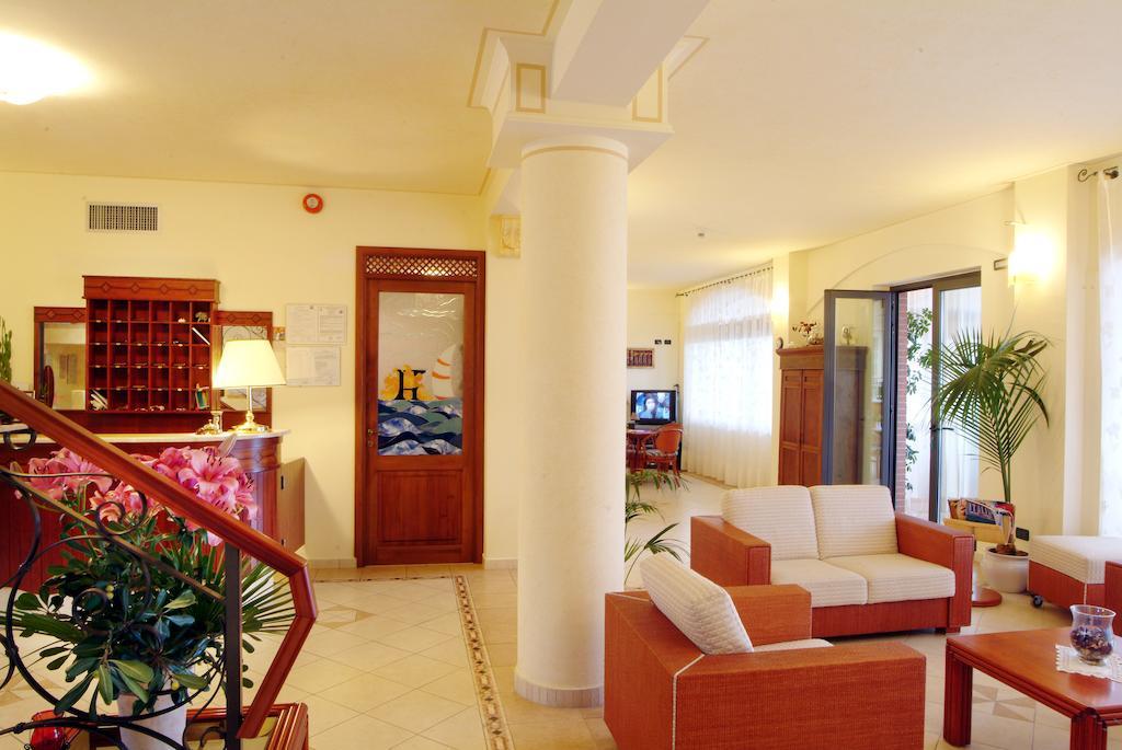 Hotel Parco Delle Cale Puntone di Scarlino Ngoại thất bức ảnh